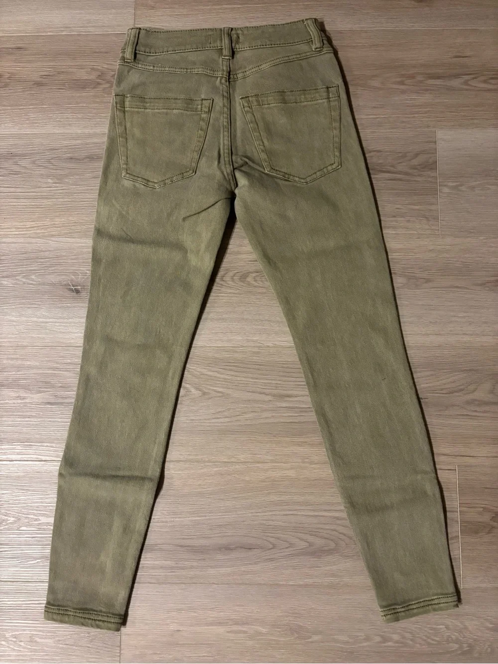 Martha Stewart Mid-Rise Skinny Jeans Sage / Olive MSRP $68